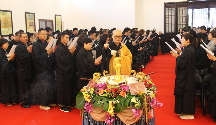 华义寺三○四四年佛诞浴佛法会暨夏安居报恩药师法会